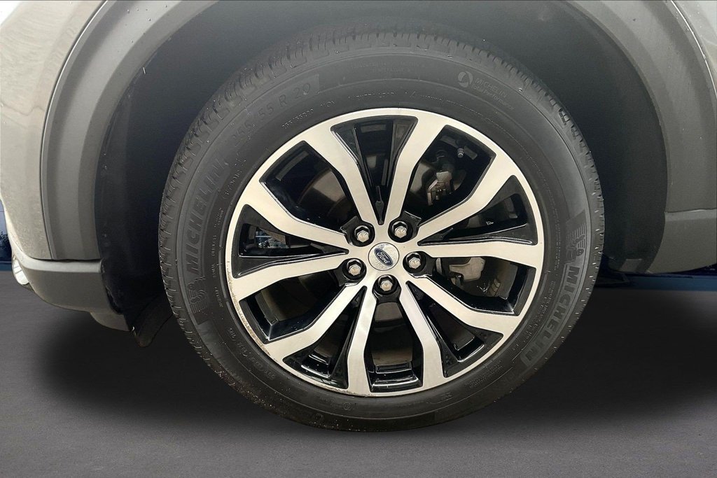 Certified 2025 Ford Explorer ST-Line AWD/4WD image 34