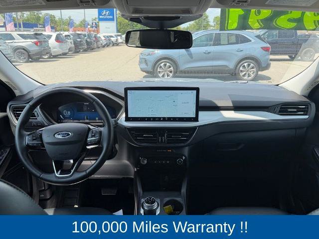 Certified 2025 Ford Escape Platinum AWD/4WD image 5