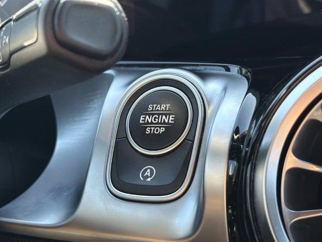 Used 2022 Mercedes-Benz GLB 250 image 23
