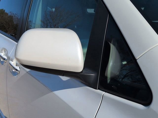 Used 2017 Toyota Sienna L image 11