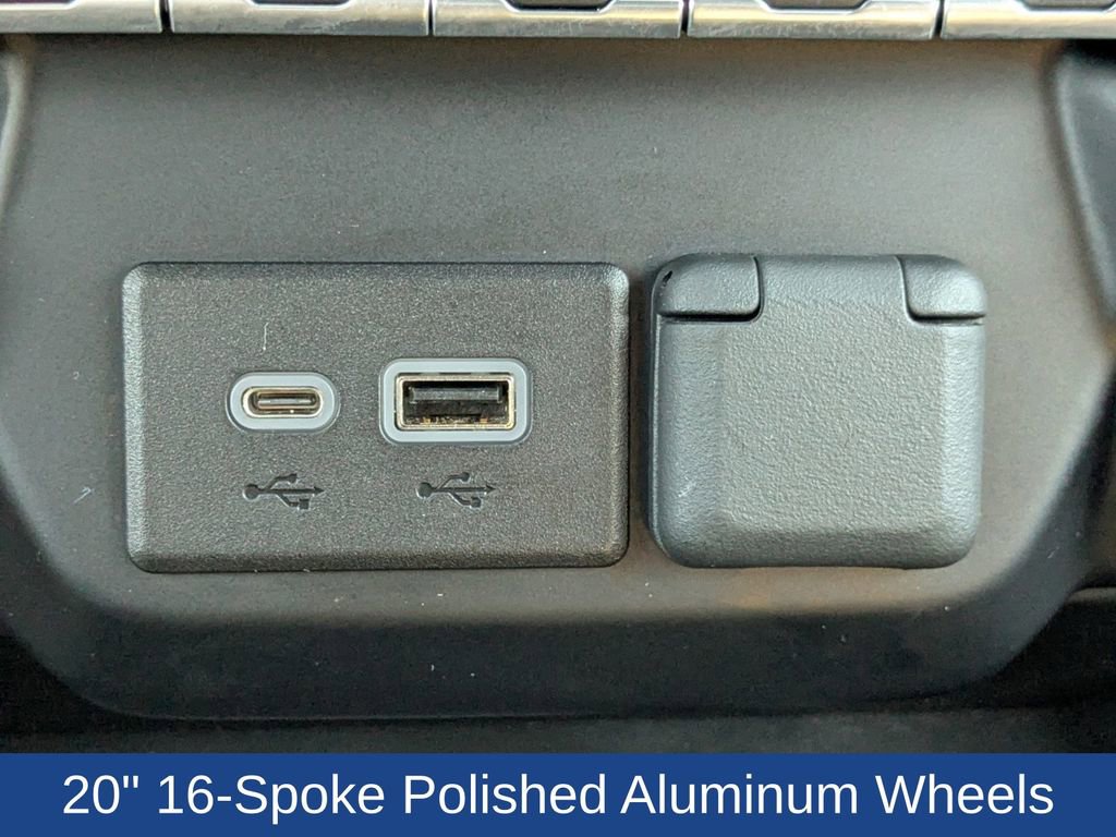 Used 2022 Chevrolet Silverado 2500 High Country w/ Z71 Off-Road Package image 27