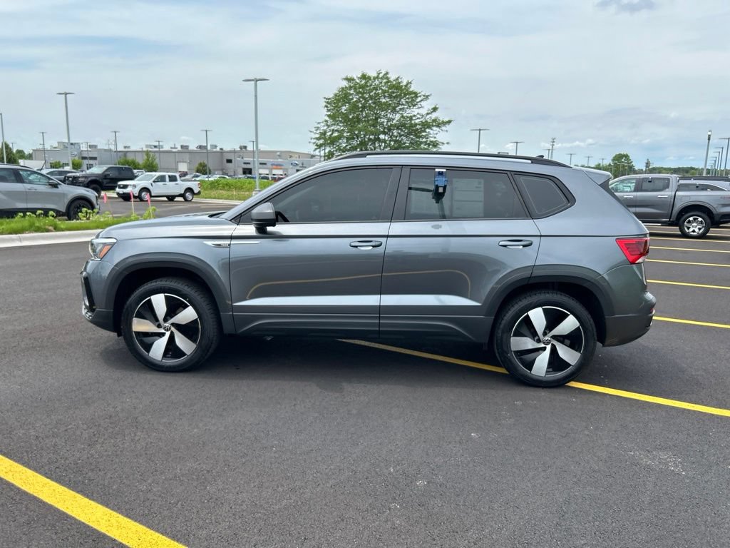 Used 2024 Volkswagen Taos S AWD/4WD image 10