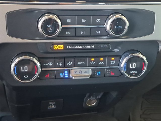 Certified 2022 Ford F350 Lariat w/ Lariat Ultimate Package AWD/4WD image 26