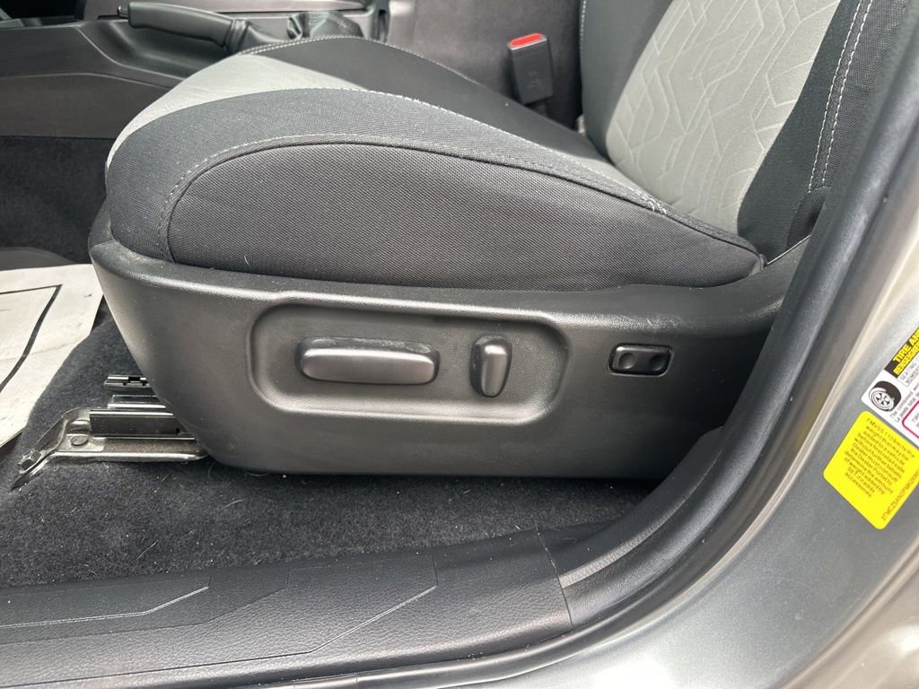 Used 2023 Toyota Tacoma TRD Sport w/ Technology Package image 12