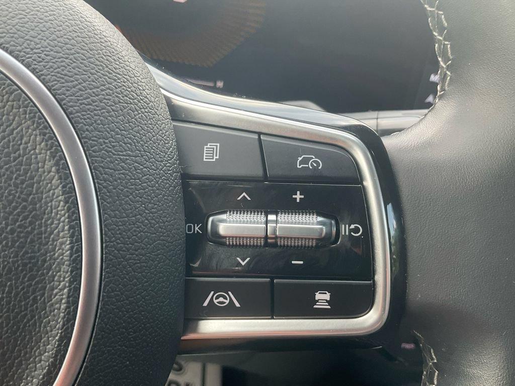 Used 2024 Kia Sorento X-Line EX AWD/4WD image 22