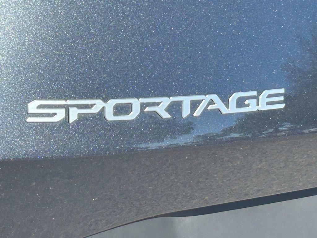 Used 2024 Kia Sportage EX image 20