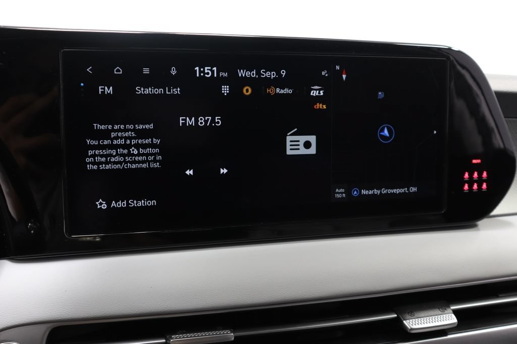 Used 2024 Hyundai Palisade SEL AWD/4WD image 3