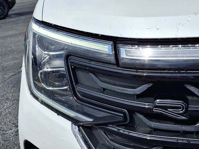 Used 2024 Volkswagen Atlas SEL Premium R-Line AWD/4WD image 9