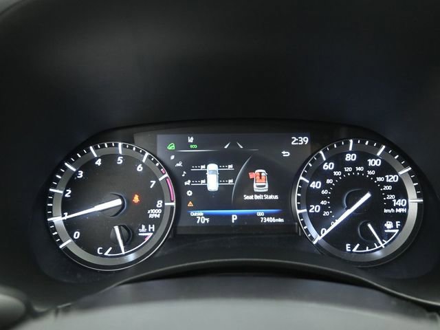Used 2021 Toyota Highlander XLE AWD/4WD image 18