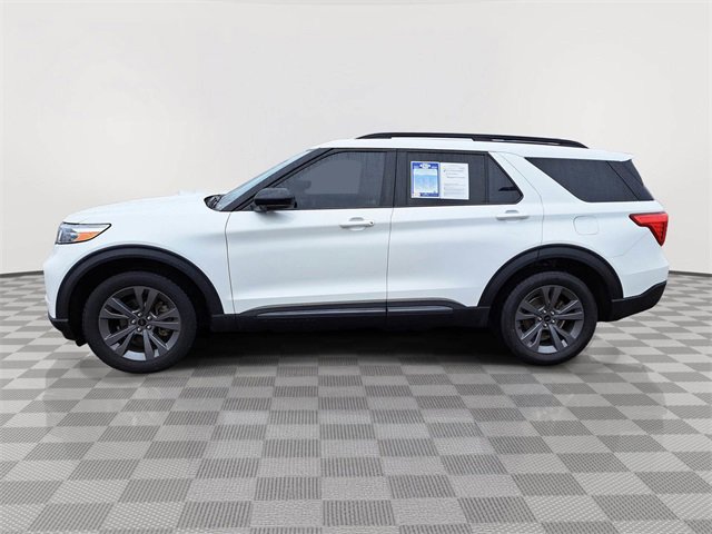 Certified 2022 Ford Explorer XLT w/ Equipment Group 202A image 2