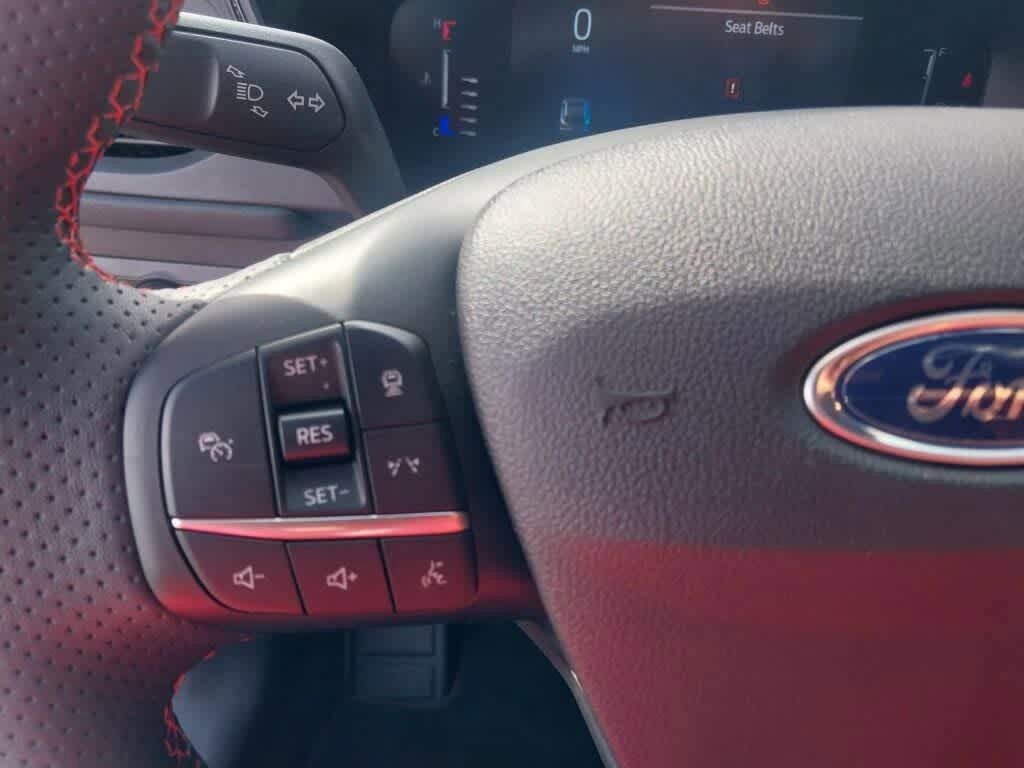 Certified 2023 Ford Escape ST-Line w/ Tech Pack #1 AWD/4WD image 9