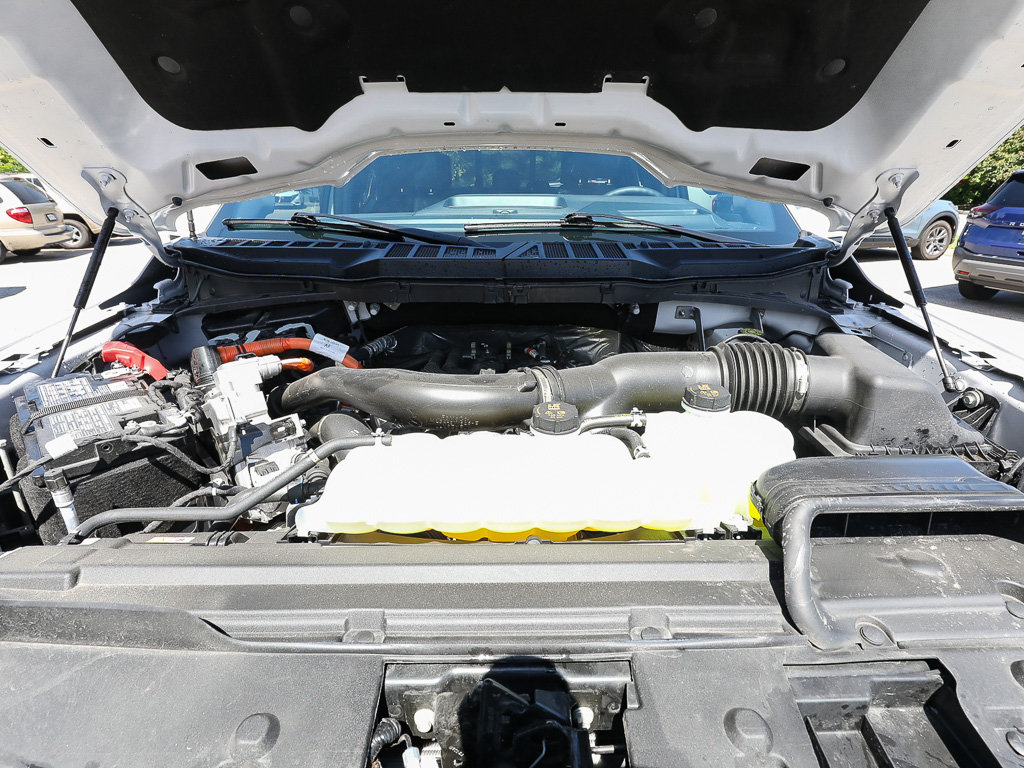 Certified 2025 Ford F150 Lariat w/ Equipment Group 502A High AWD/4WD image 21