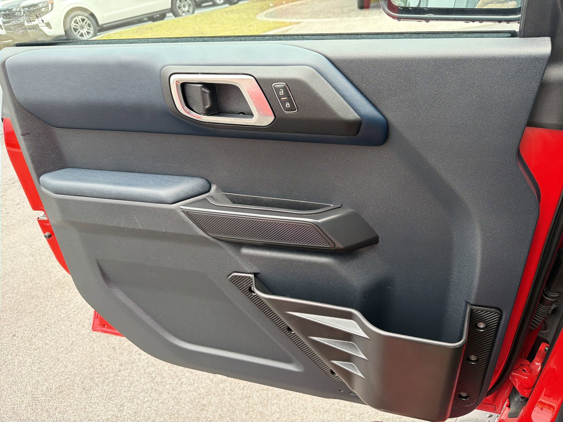 Certified 2024 Ford Bronco Outer Banks AWD/4WD image 17