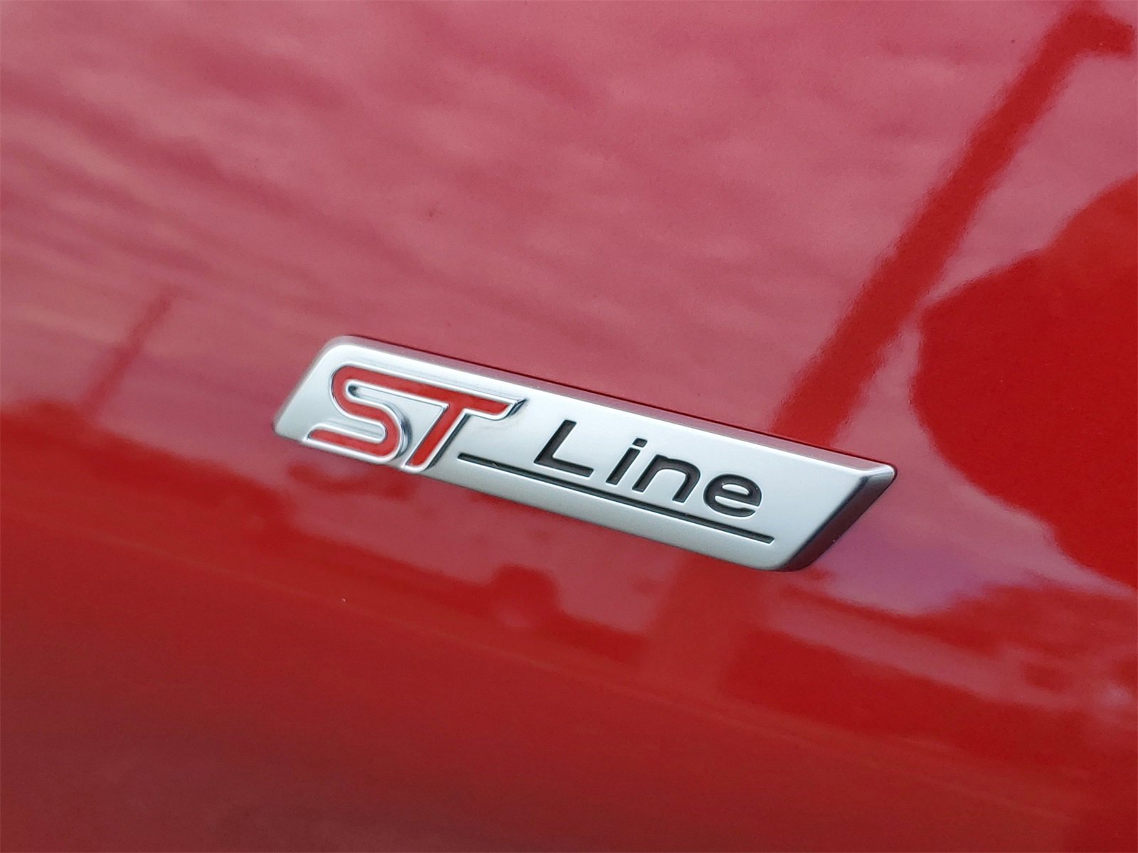 Certified 2023 Ford Explorer ST-Line w/ Class IV Trailer Tow Package image 8