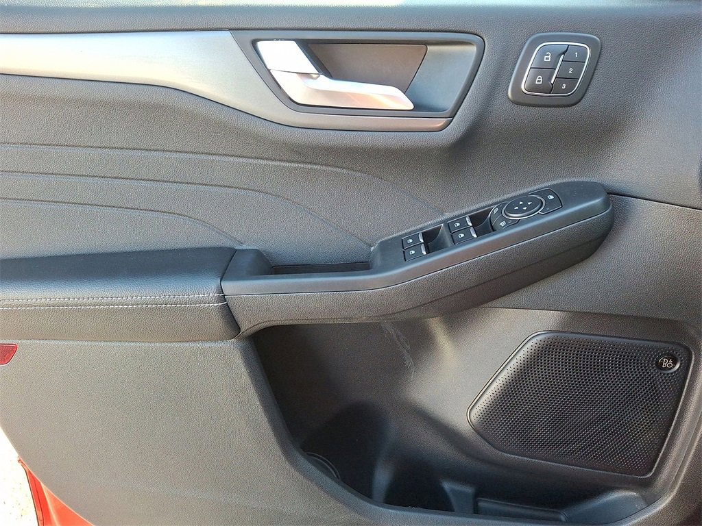 Certified 2024 Ford Escape Active w/ Tech Pack #2 image 15