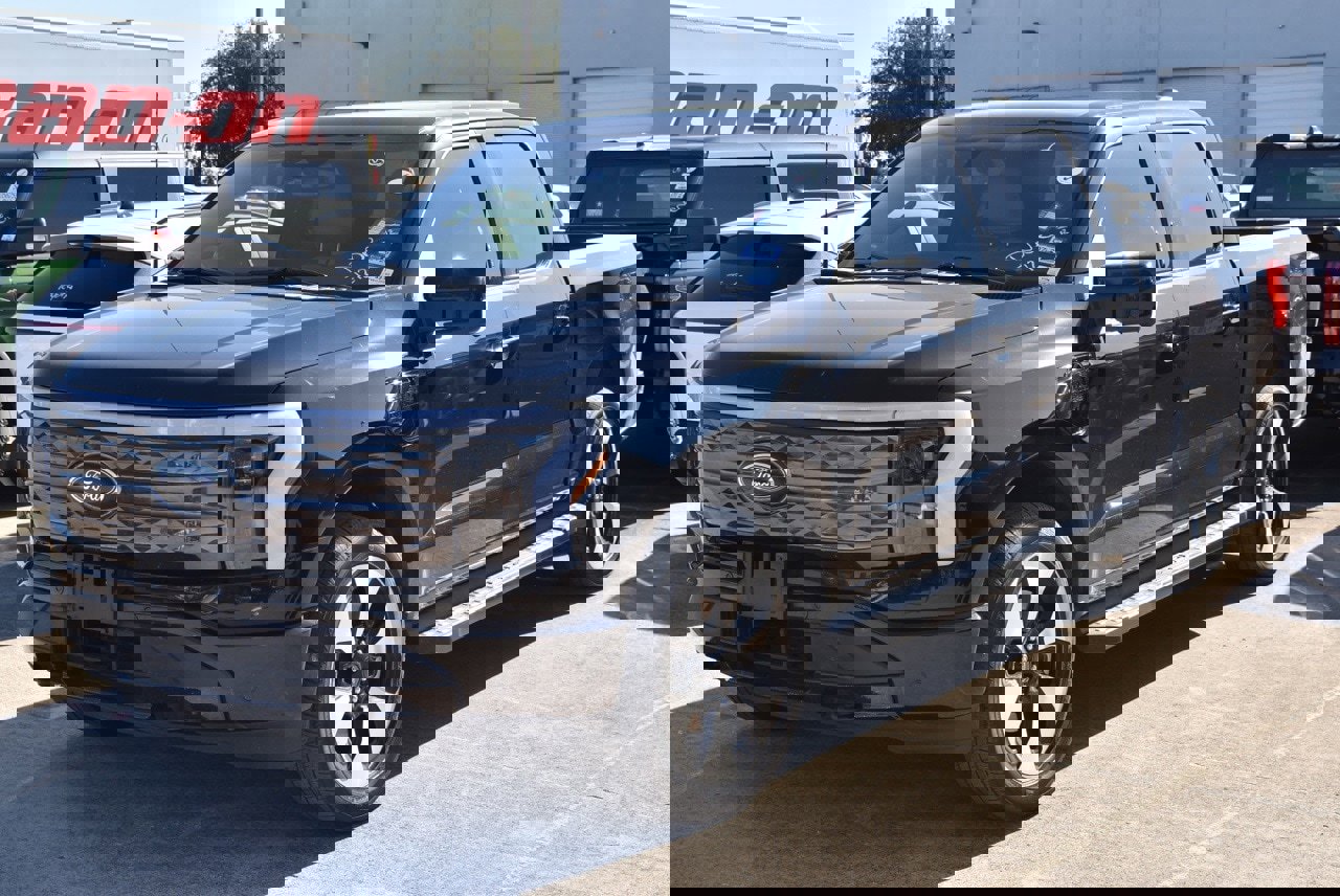 Certified 2023 Ford F150 Lightning Platinum image 2