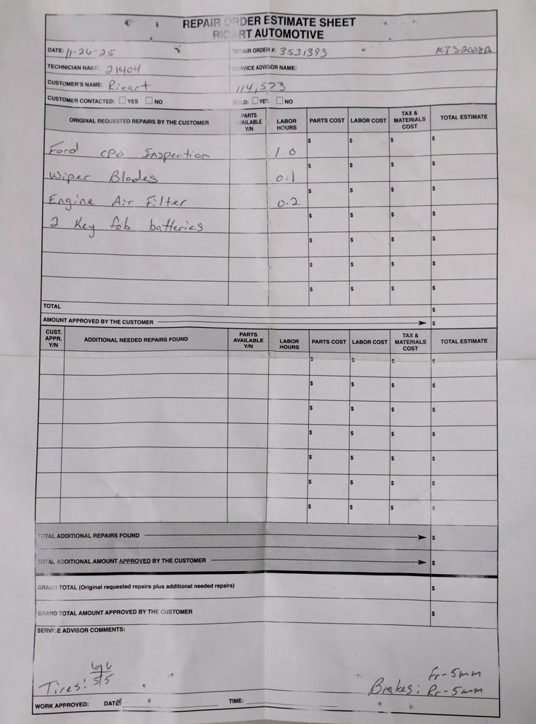 Used 2022 Mitsubishi Outlander SE image 12