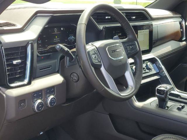 Used 2023 GMC Sierra 1500 Denali AWD/4WD image 8