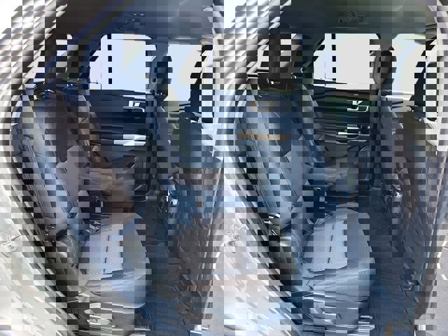 Certified 2022 Ford Explorer XLT image 25