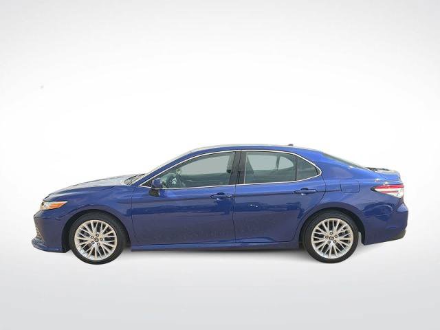 Used 2018 Toyota Camry XLE FWD image 5