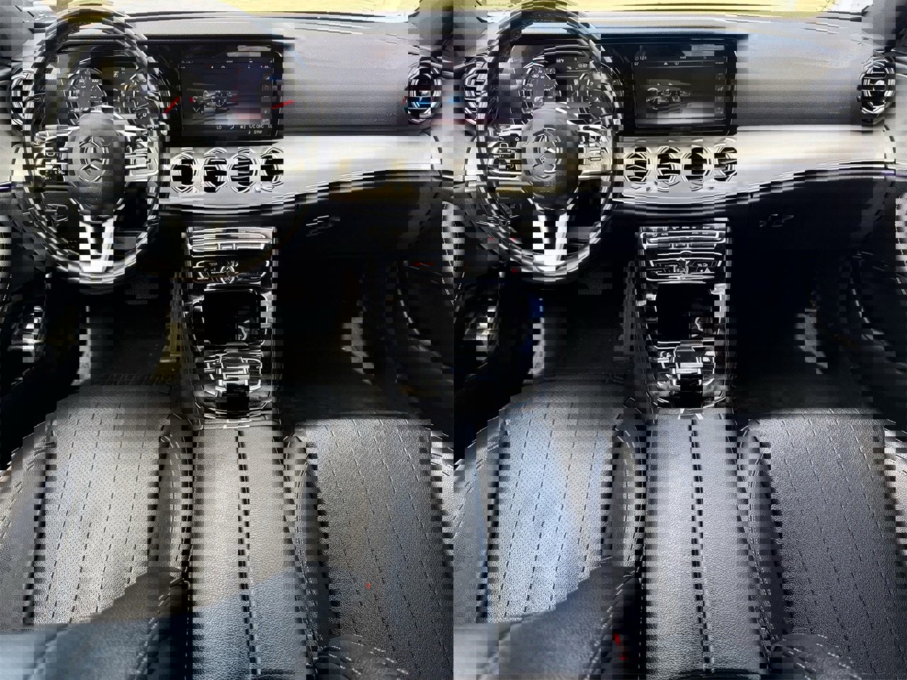 Used 2019 Mercedes-Benz E 300 w/ AMG Line Exterior image 10