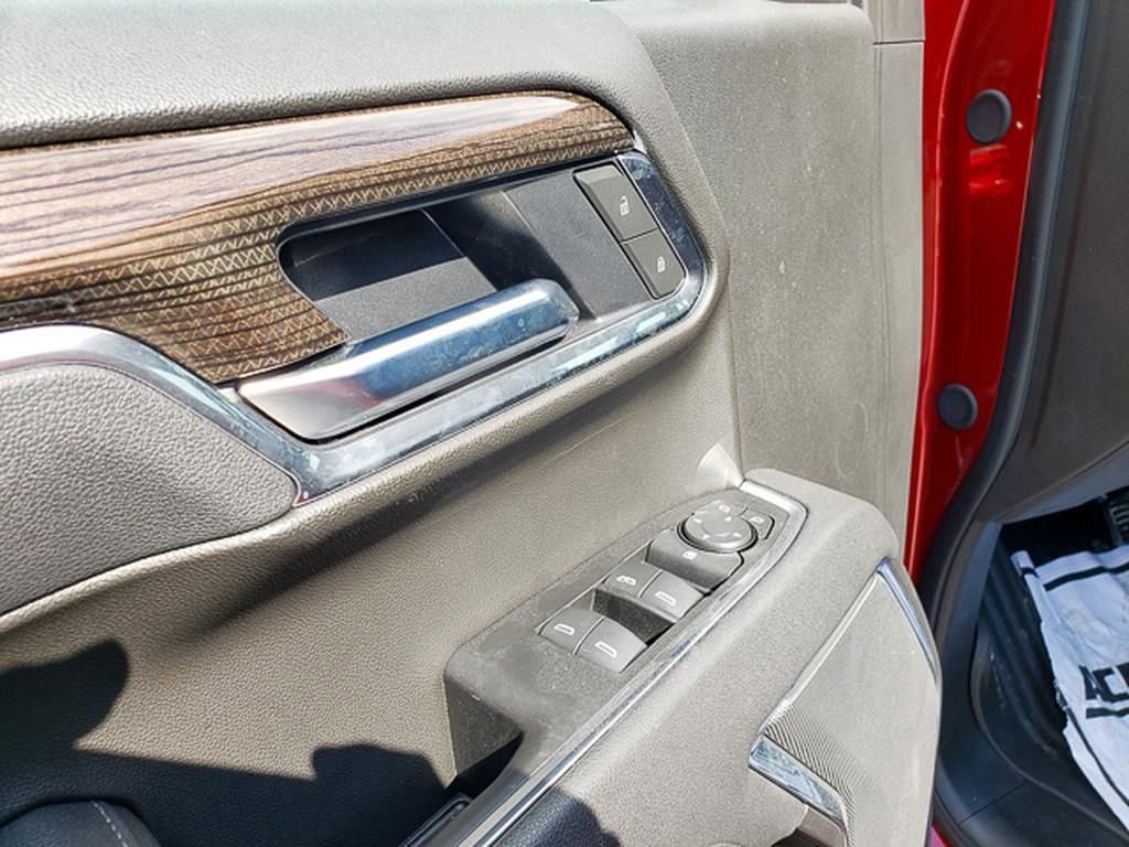 Used 2025 Chevrolet Silverado 1500 RST w/ Dark Appearance Package image 10