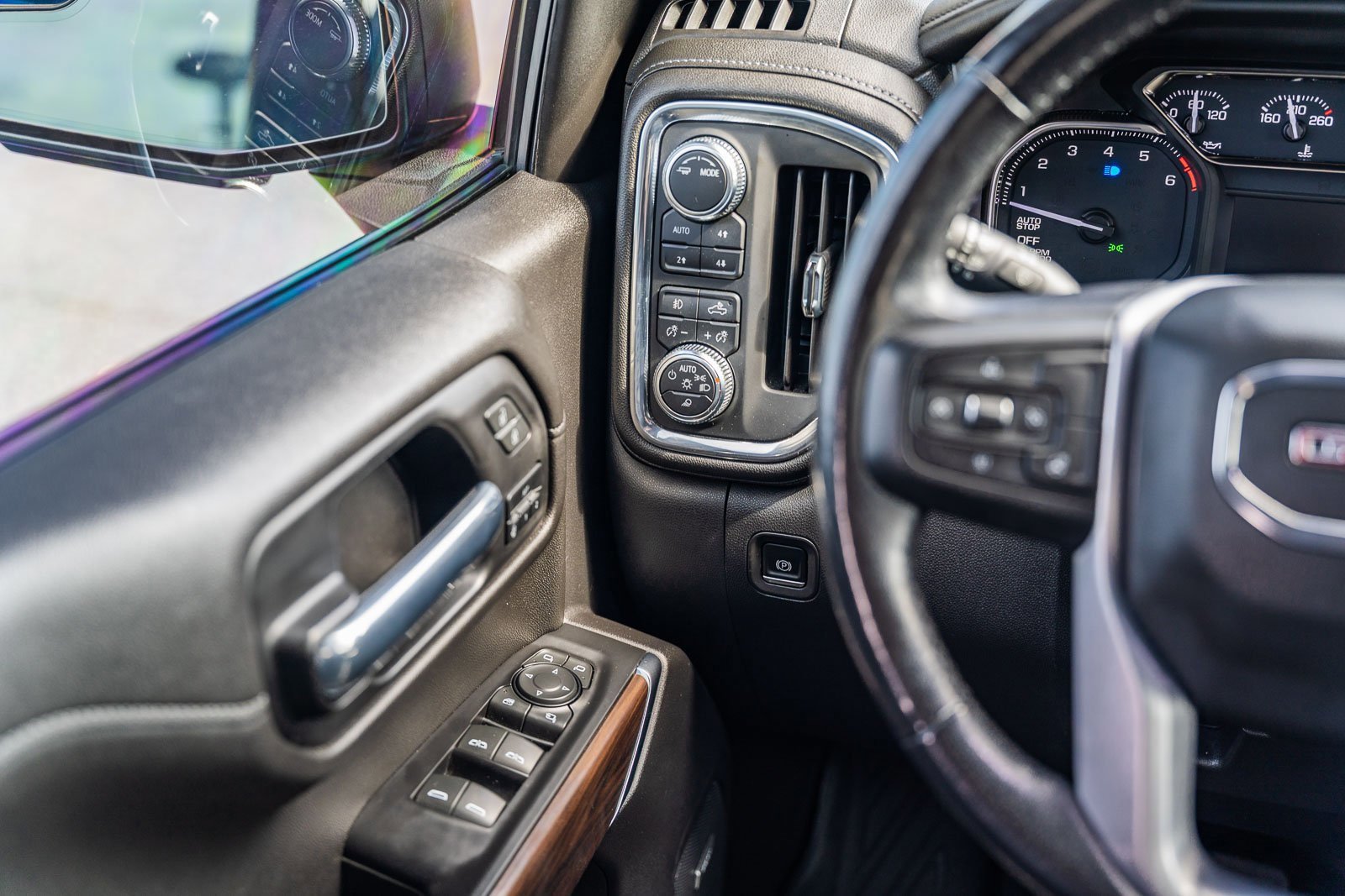 Used 2021 GMC Sierra 1500 SLT w/ SLT Convenience Package image 28