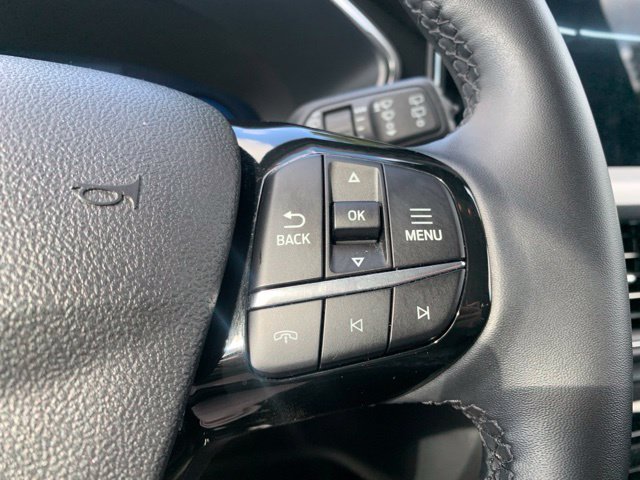 Certified 2025 Ford Escape Platinum AWD/4WD image 24