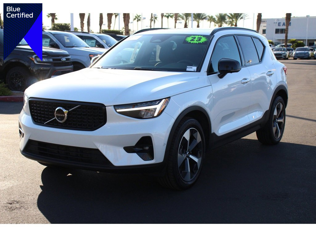 Used 2023 Volvo XC40 B5 Plus w/ Driver Assist Package image 1