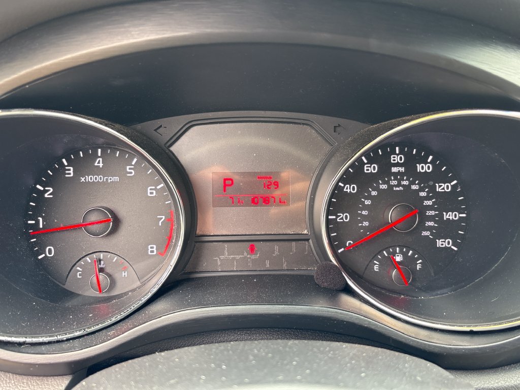 Used 2018 Kia Sedona L FWD image 5