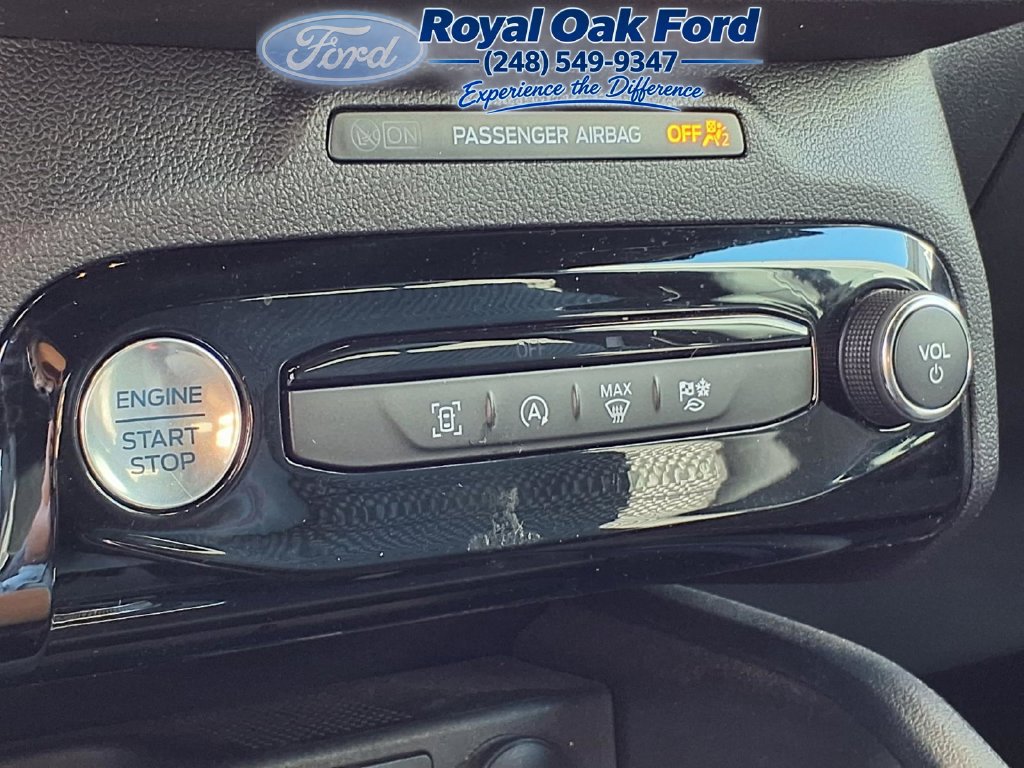 Certified 2024 Ford Escape ST-Line w/ Tech Pack #1 AWD/4WD image 19