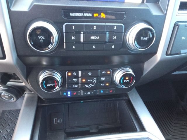 Certified 2020 Ford F350 Platinum w/ FX4 Off-Road Package AWD/4WD image 26
