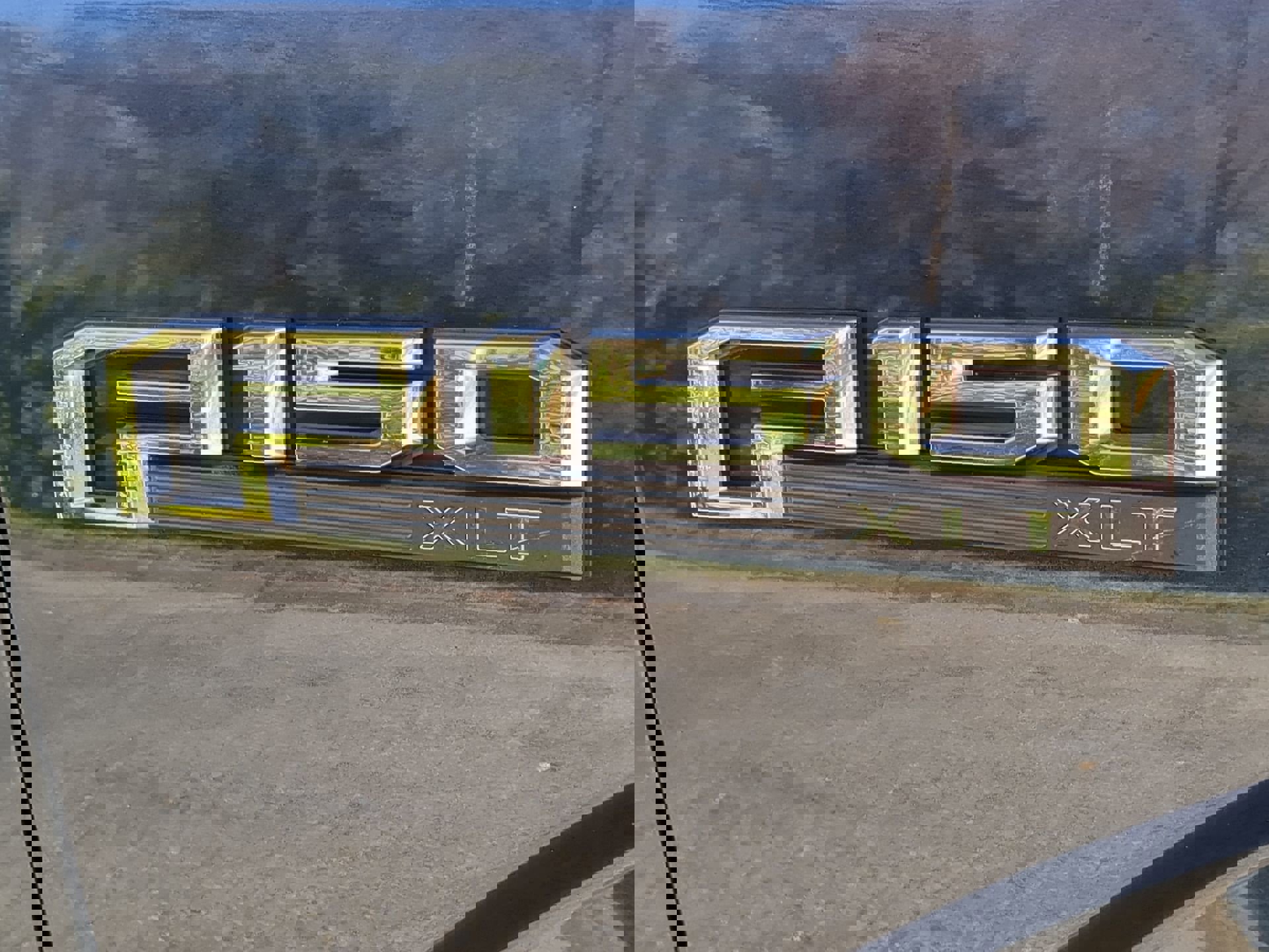 Certified 2019 Ford F150 XLT w/ Equipment Group 302A Luxury image 39