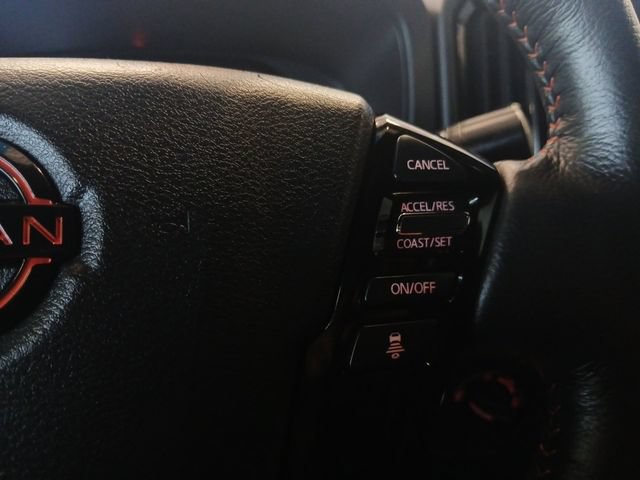 Used 2025 Nissan Frontier PRO-4X w/ Pro Convenience Package AWD/4WD image 8