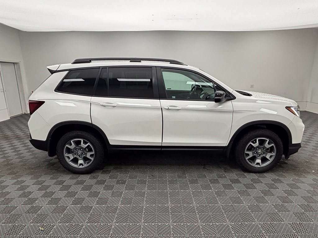 Used 2023 Honda Passport TrailSport image 7