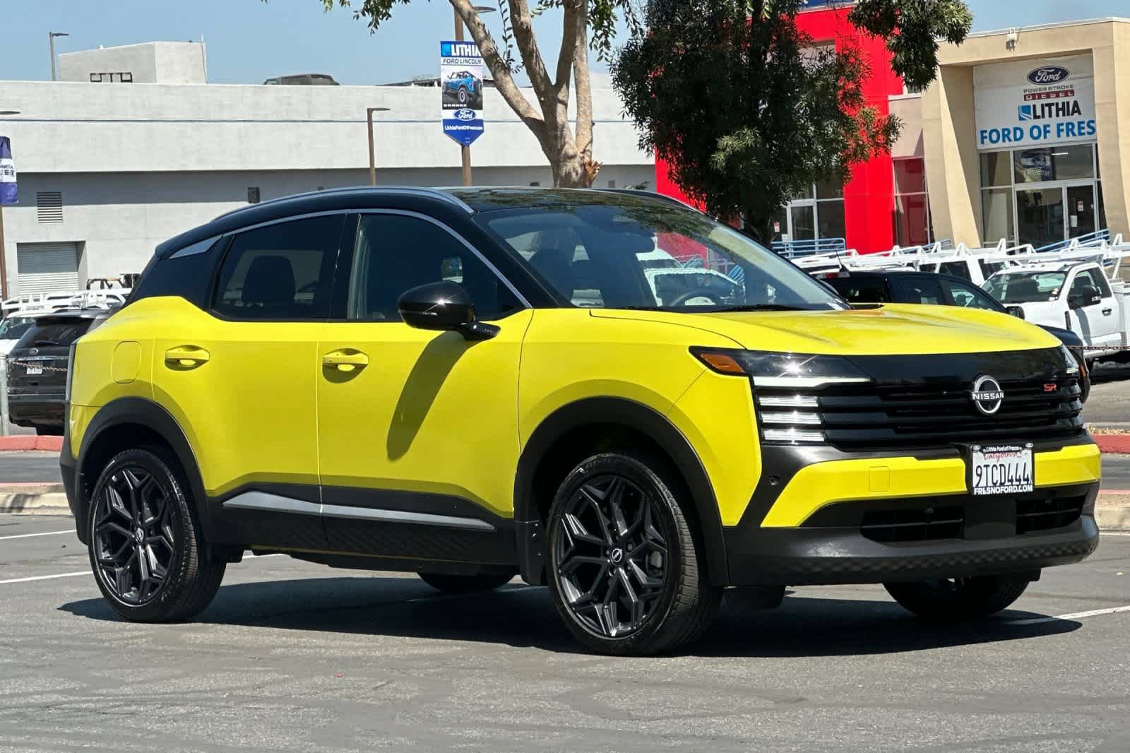 Used 2025 Nissan Kicks SR AWD/4WD image 10