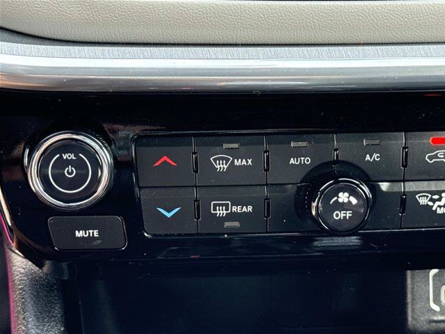 Used 2024 Jeep Compass Limited AWD/4WD image 25