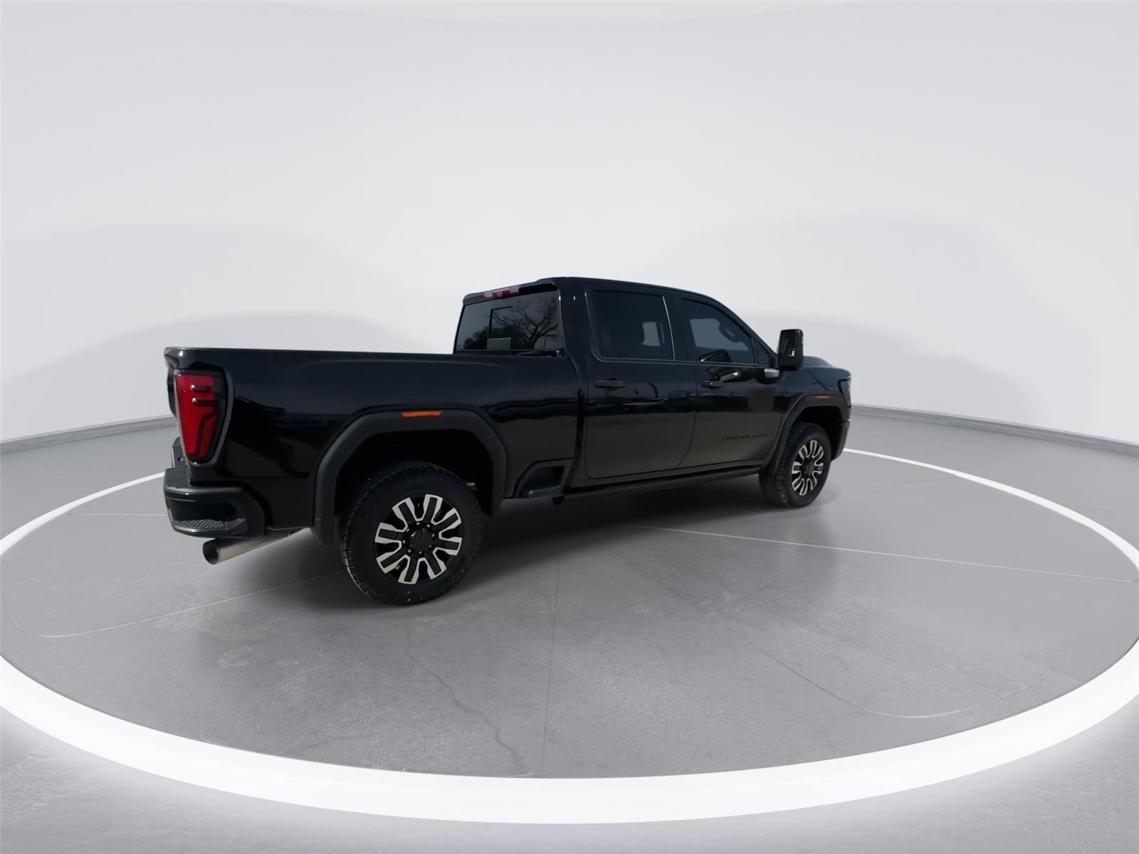 Used 2024 GMC Sierra 2500 Denali Ultimate image 4