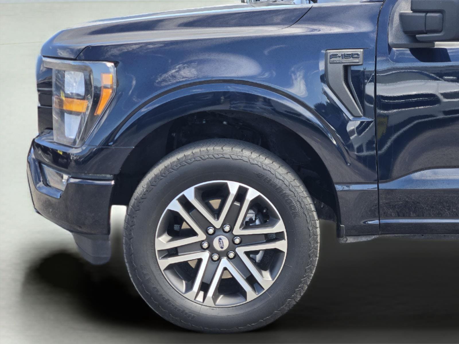 Certified 2023 Ford F150 4x4 SuperCrew image 9