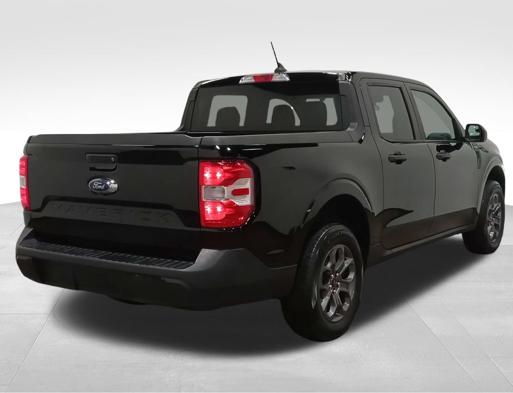 Certified 2023 Ford Maverick XLT FWD image 3