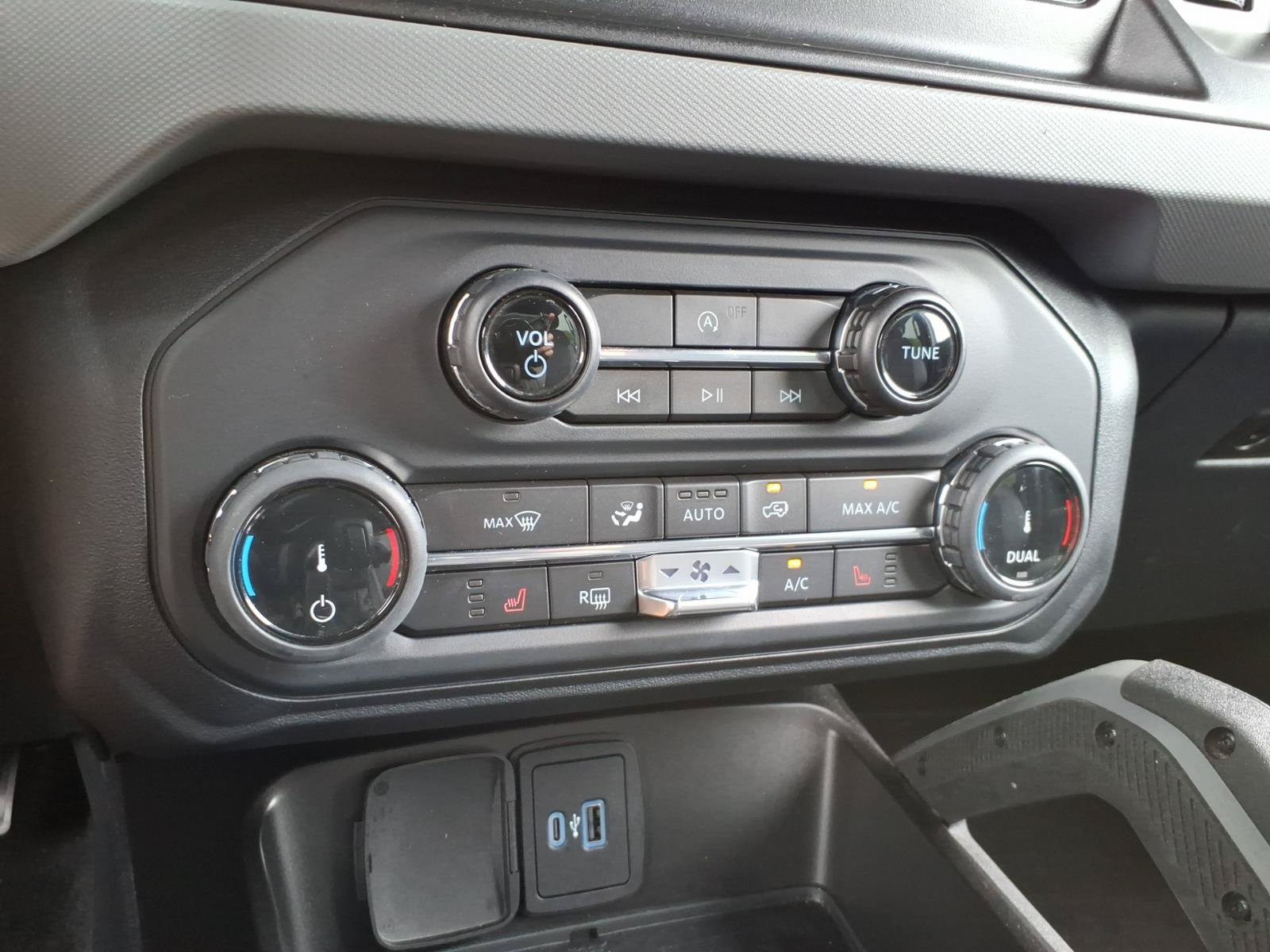Certified 2022 Ford Bronco Big Bend AWD/4WD image 16