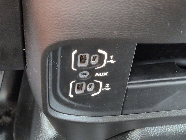 Used 2024 RAM 2500 Tradesman w/ Chrome Appearance Group AWD/4WD image 21