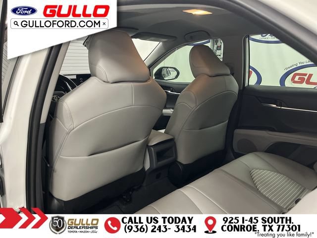 Used 2022 Toyota Camry SE FWD image 16