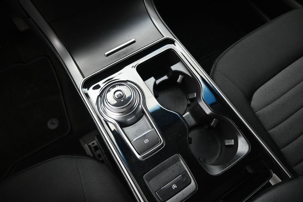 Certified 2019 Ford Edge SE FWD image 22
