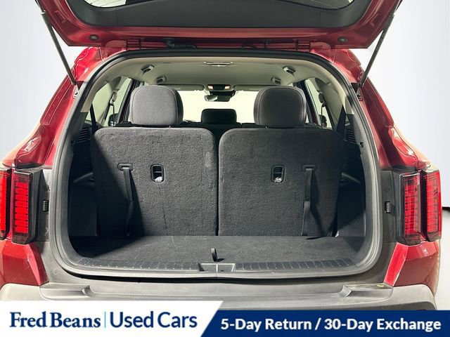 Used 2022 Kia Sorento LX image 27