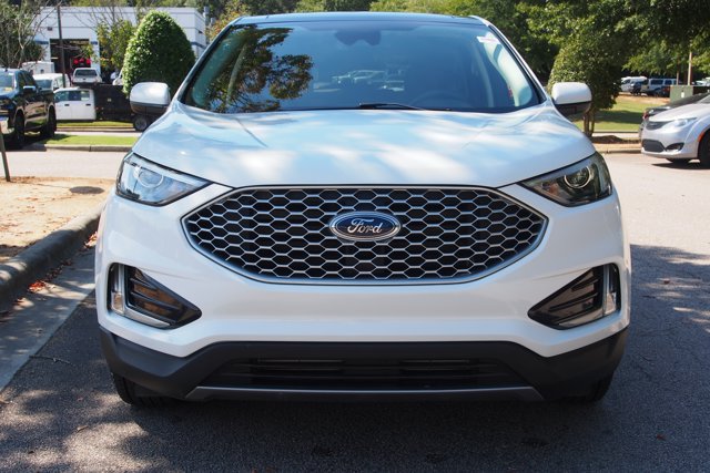 Certified 2024 Ford Edge SEL w/ Convenience Package AWD/4WD image 2