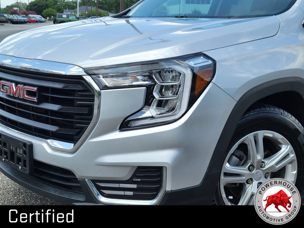 Used 2022 GMC Terrain SLE w/ Driver Convenience Package FWD image 10
