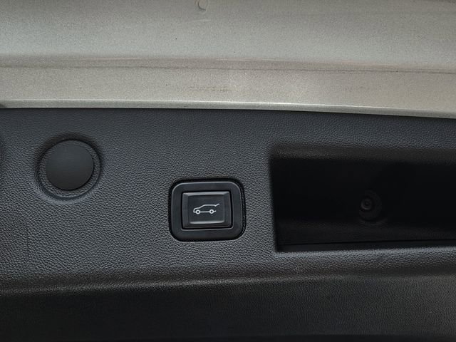 Used 2022 Chevrolet Equinox LT FWD image 25