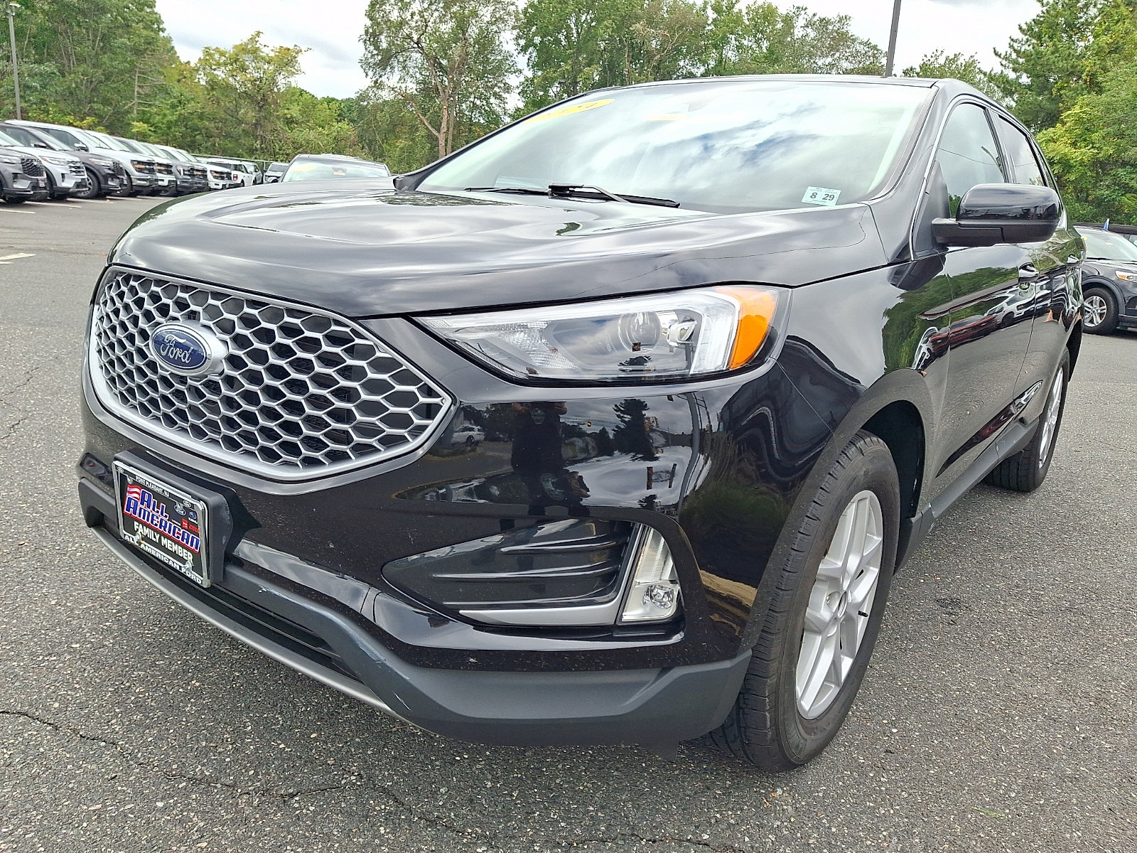 Certified 2024 Ford Edge SEL w/ Convenience Package AWD/4WD image 4