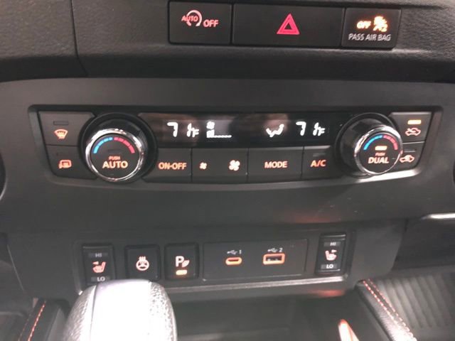Used 2024 Nissan Frontier PRO-4X w/ Pro Convenience Package image 16